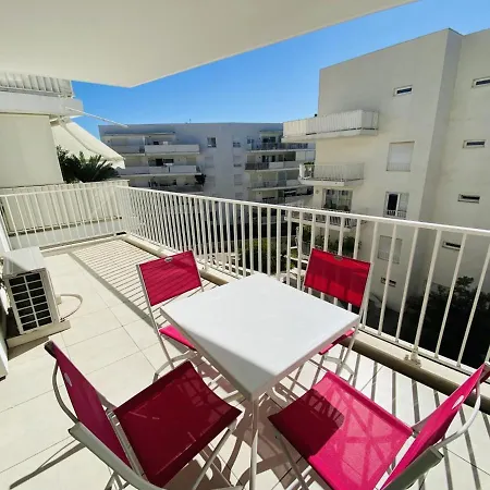 Apartment Val1- One Bedroom Center Cannes
