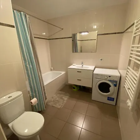 Apartment Val1- One Bedroom Center *